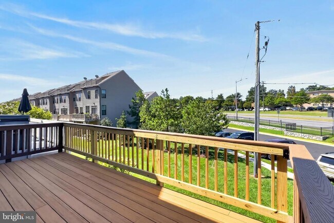 Building Photo - 6126 Madison Crest Ct