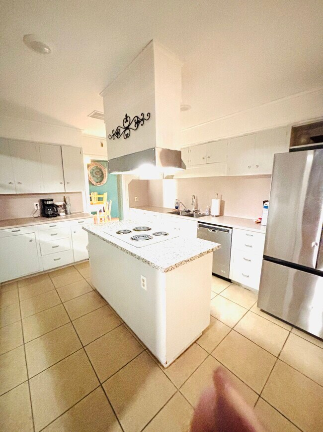 Building Photo - 4901 Timber Ln