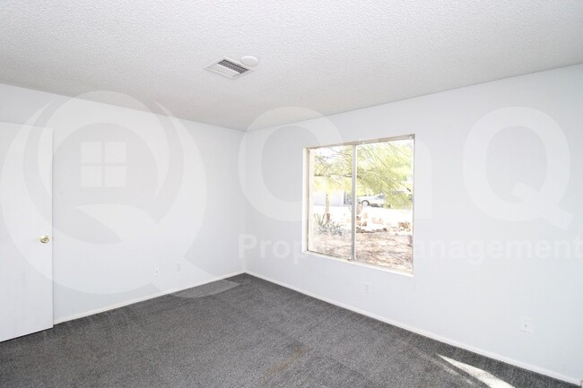 Building Photo - 20429 N 21st Dr