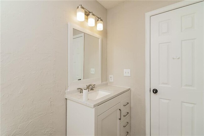 Building Photo - 171 Country Meadows Ct