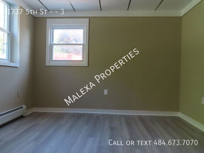 Building Photo - 1737 5th St
