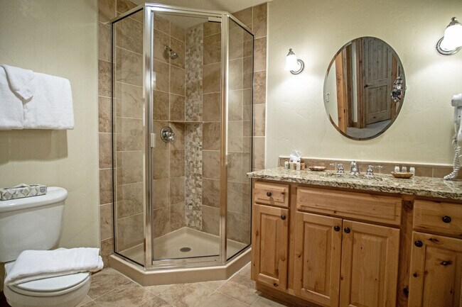 Building Photo - 2905 Mountaineer Cir