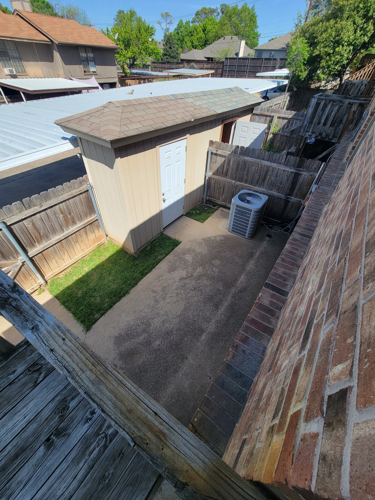 Building Photo - 612 Lillard Rd