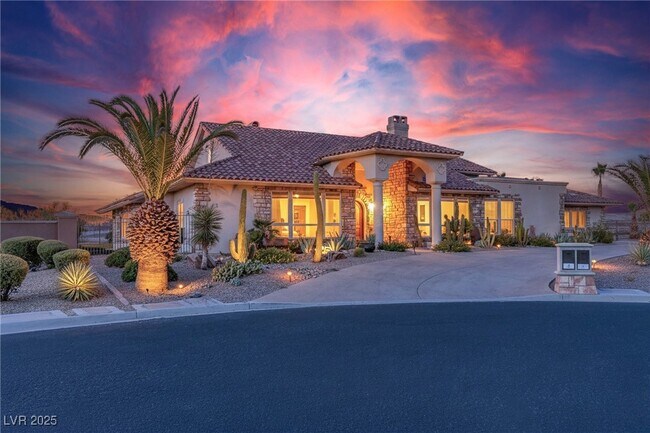Primary Photo - 2 Camino La Venta Ct