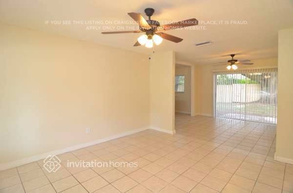 Building Photo - 520 Donna Dr