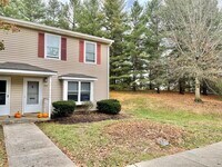 Building Photo - 200 Janie Ln