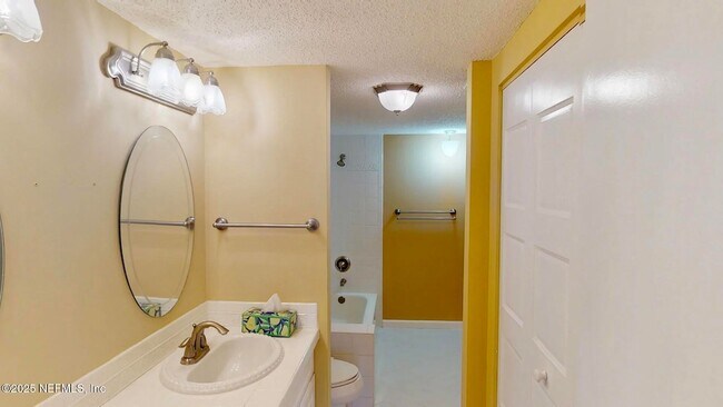 Building Photo - 8777 Como Lake Dr