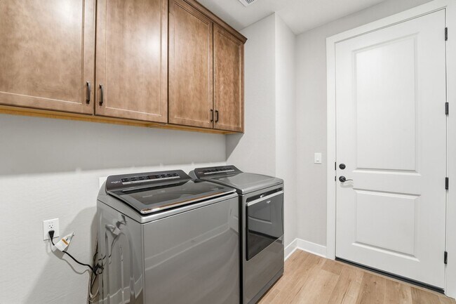 Building Photo - Brand-New 2025 Contemporary Condo | 2 Bed + 2 Bath | Prime North Phoenix Location