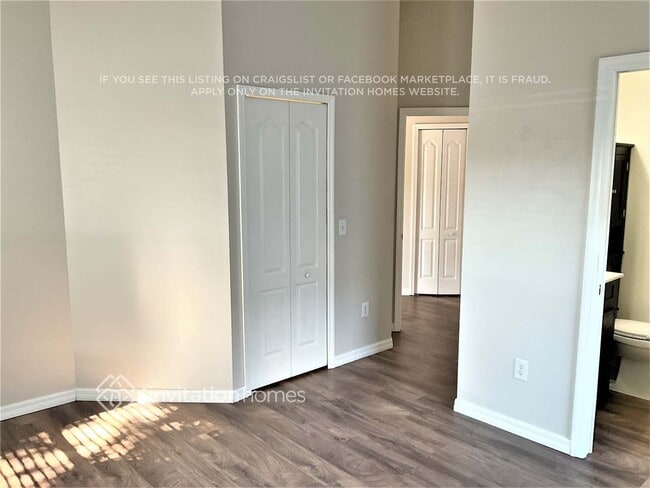 Building Photo - 10624 Navigation Dr