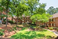 Building Photo - 107 S Laurel Ave