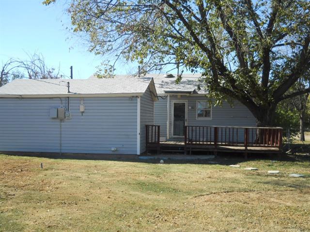 Building Photo - 1557 Sycamore St