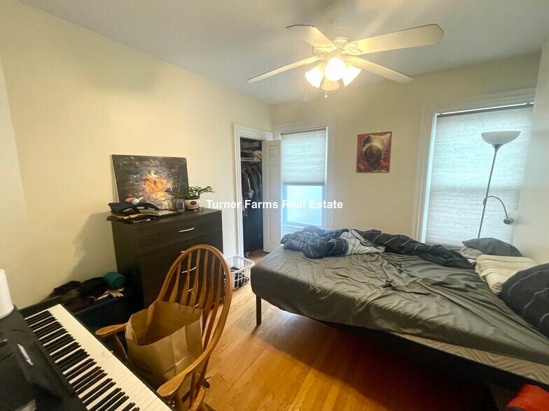 Building Photo - 60 Walden St