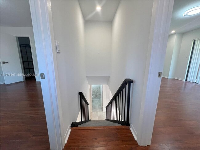 Building Photo - 6435 SW 116th Pl