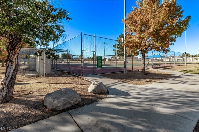 Building Photo - 2368 Winterwood Blvd
