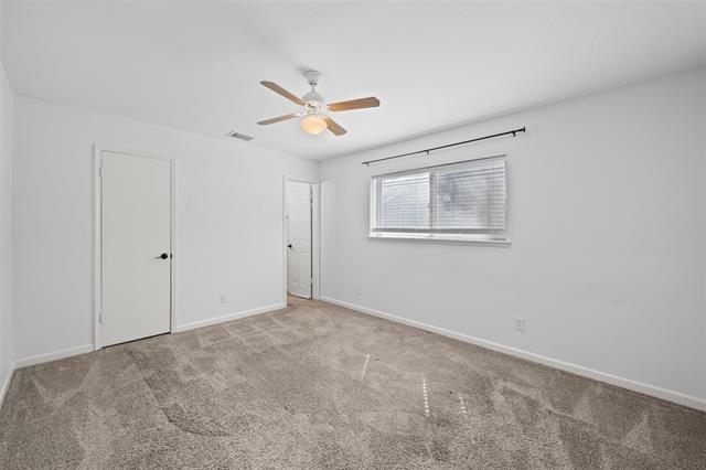 Building Photo - 2901 Woodhaven