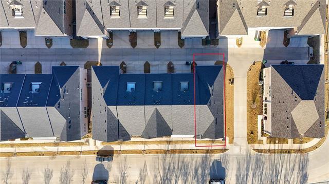 Building Photo - 208 Spring Hill Rd