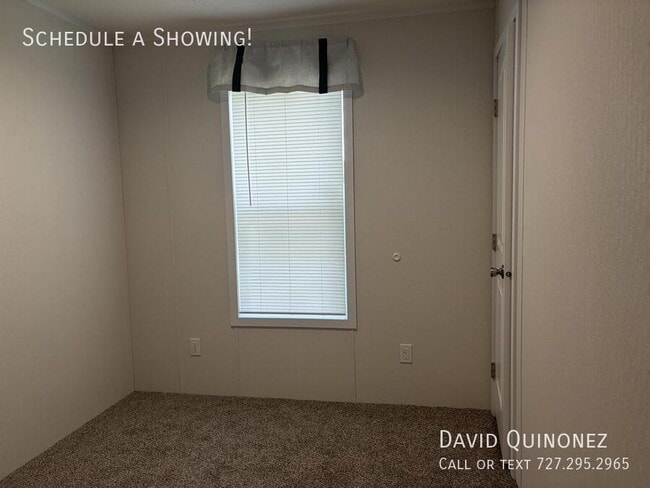 Building Photo - 105 Azalea Ave