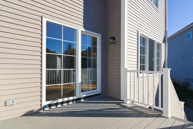 Building Photo - 76 Pouts Ln