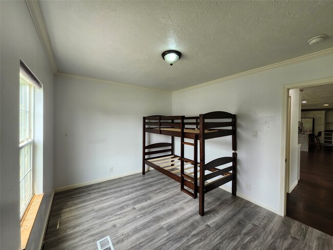 Building Photo - 928 Coen Rd