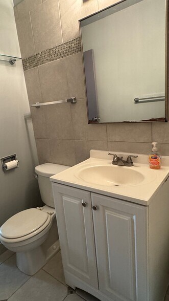 Building Photo - 8581 101st Terrace