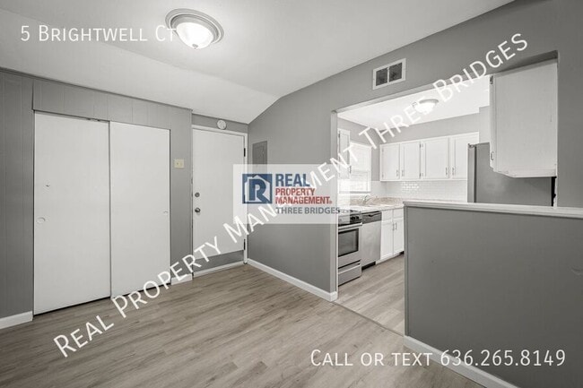 Building Photo - 5 Brightwell Ct