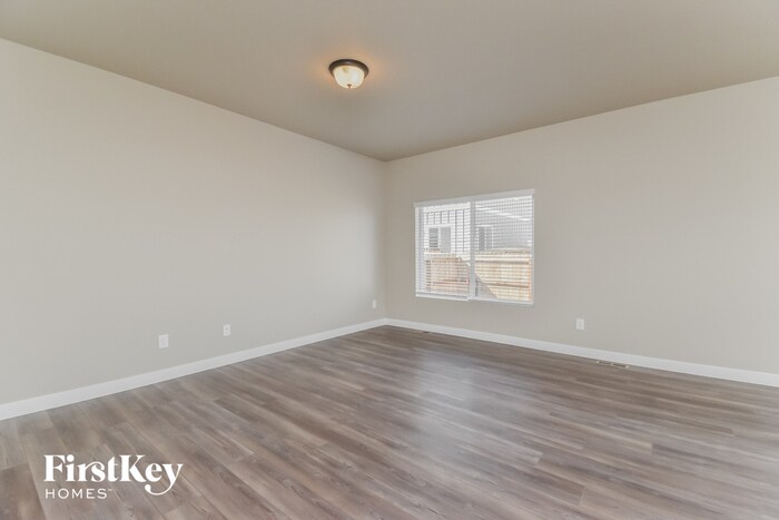 Building Photo - 11147 Murrelet Dr