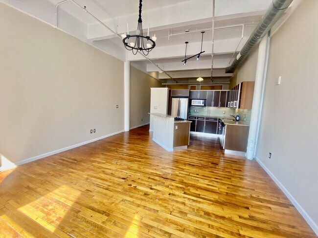 Building Photo - 1230 Arch St