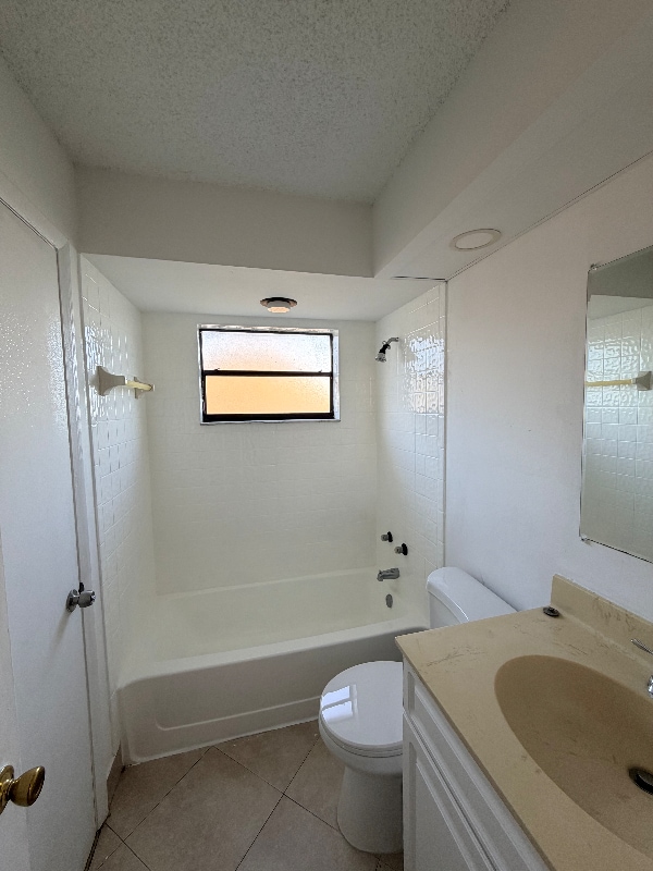 Building Photo - 2521 NW 56th Ave