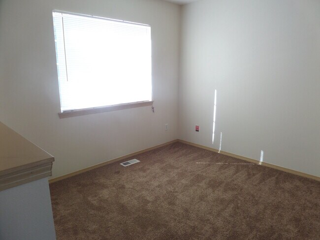 Building Photo - 1117 183 St Ct E