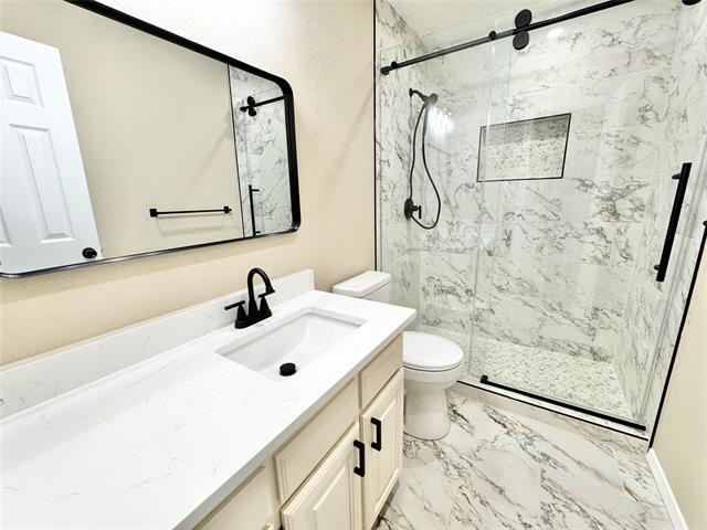 Building Photo - 204 Pear Tree Pl