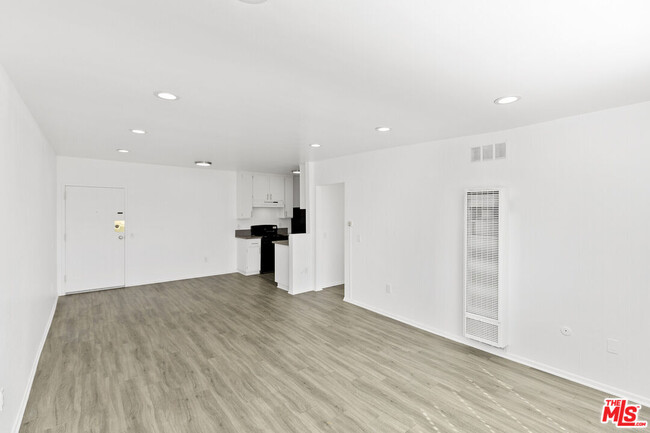 Building Photo - 15314 Gault St