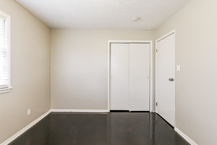 Building Photo - 3436 Julie Ln