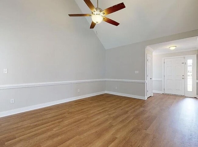 Building Photo - 1013 Sebring Dr