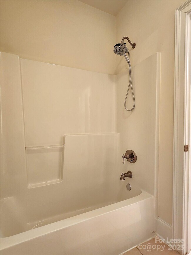 Building Photo - 5524 Strabane Dr