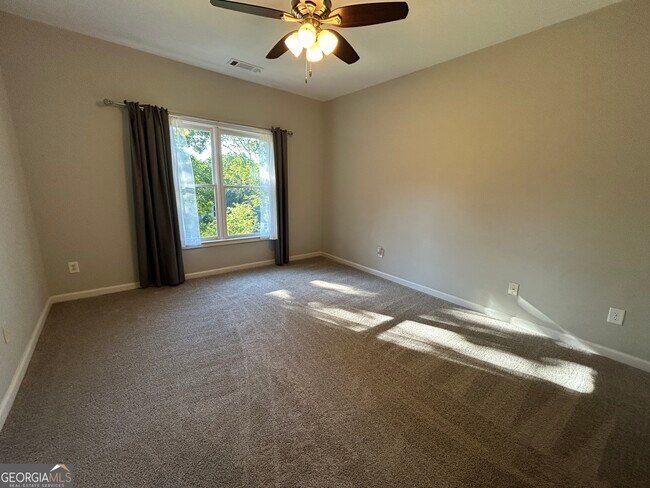 Building Photo - 5715 Red Maple Trce