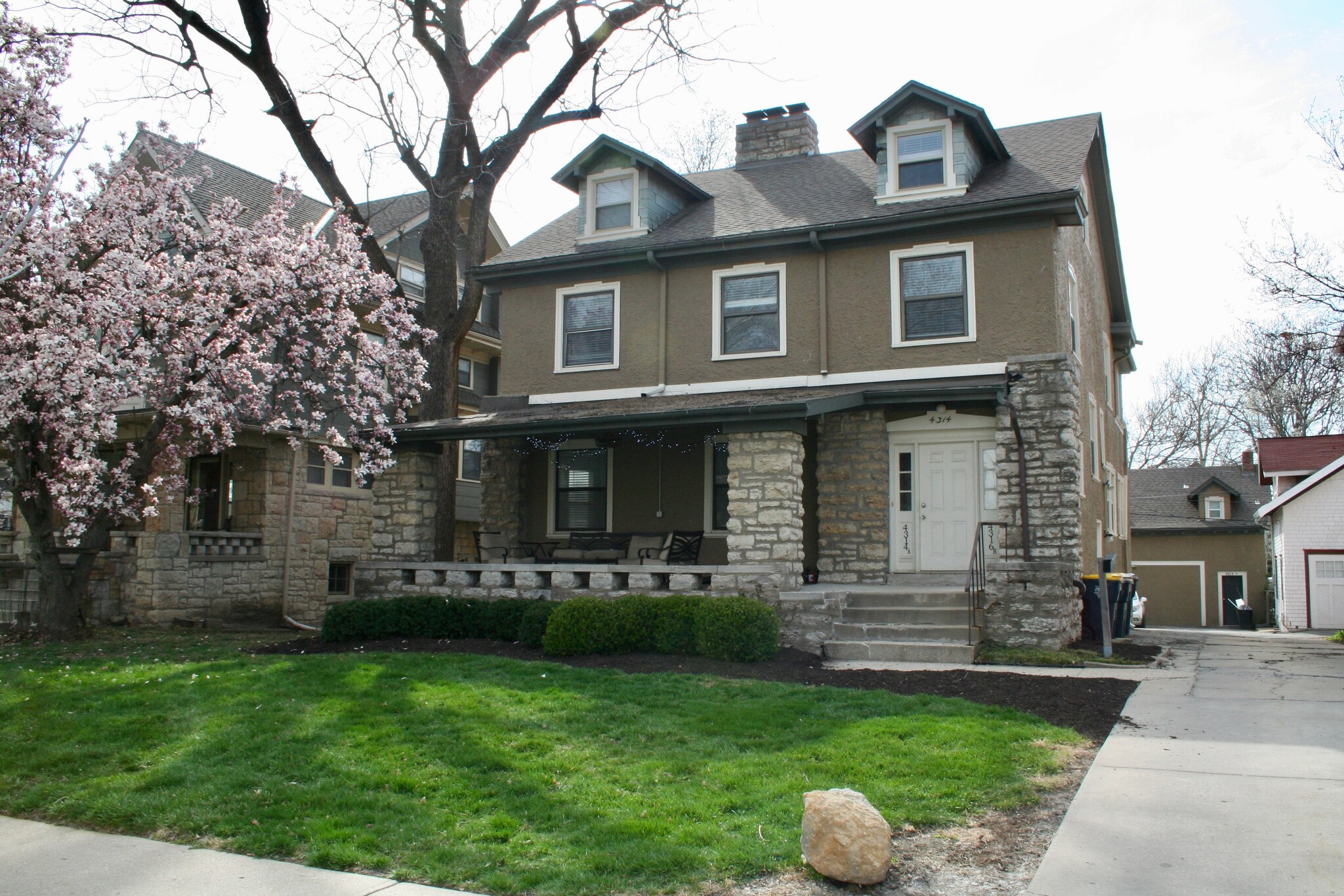 Building Photo - 4314 Warwick Blvd