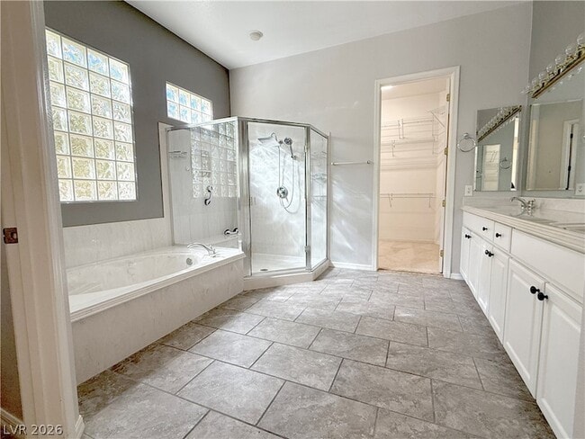 Building Photo - 2875 Scotts Valley Dr