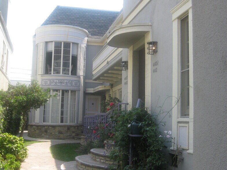 Building Photo - 442 S Detroit St