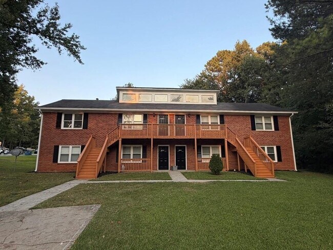 Building Photo - 1988 Patterson Ct