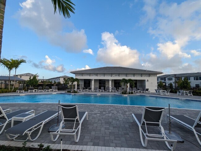 Building Photo - 28661 SW 132nd Pl