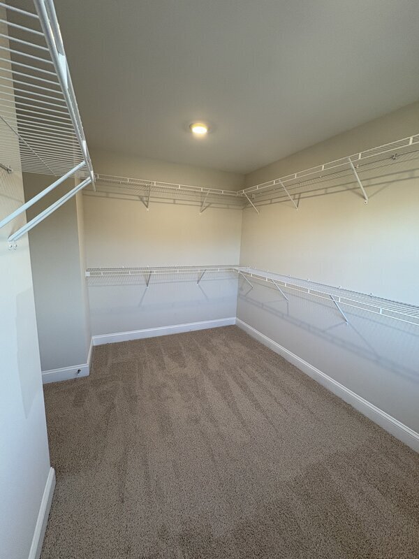 Building Photo - 152 Savannah Wood Rd