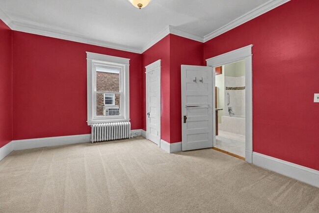 Building Photo - Timeless Ghent Home features charm and elegance in Historic Stockley Gardens