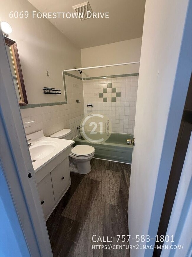 Building Photo - 6069 Foresttown Dr