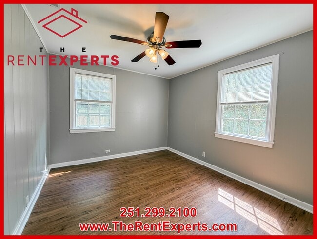 Building Photo - 5005 N Hillwood Cir