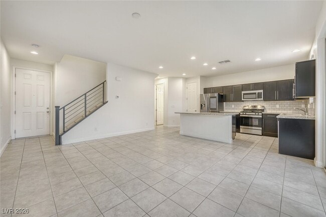 Building Photo - 10426 Mount Charleston Ave