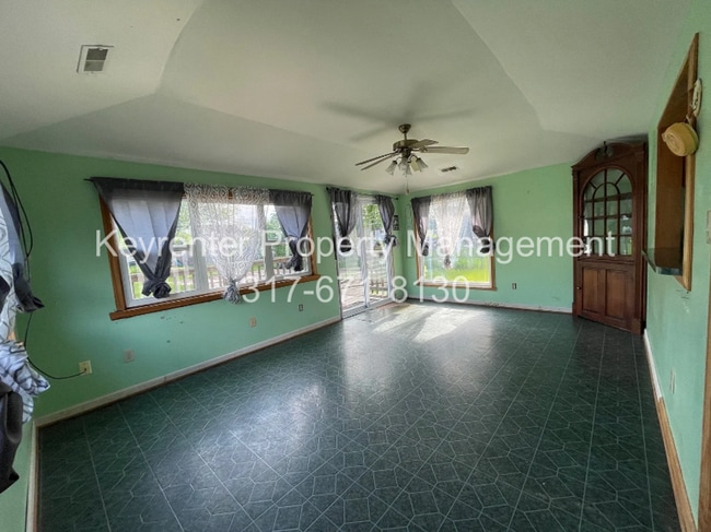 Building Photo - Cozy 3BR/2BA Home with Deck & Yard – Great Greenfield Location