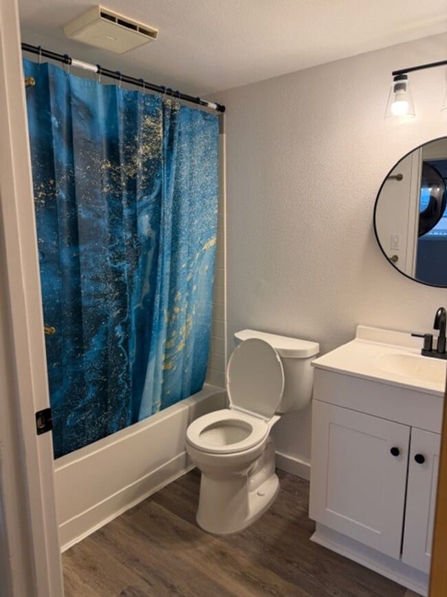 Building Photo - remodled 3 bedroom townhome in Wailuku