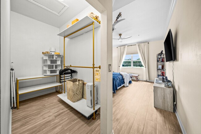 Building Photo - 11720 St Andrews Place St