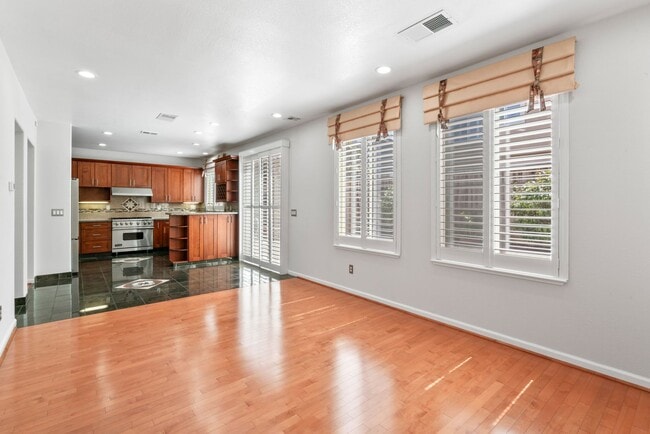 Building Photo - Your Next Home Is Ready!