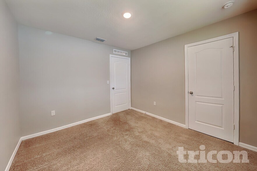 Building Photo - 443 Underwood Trl